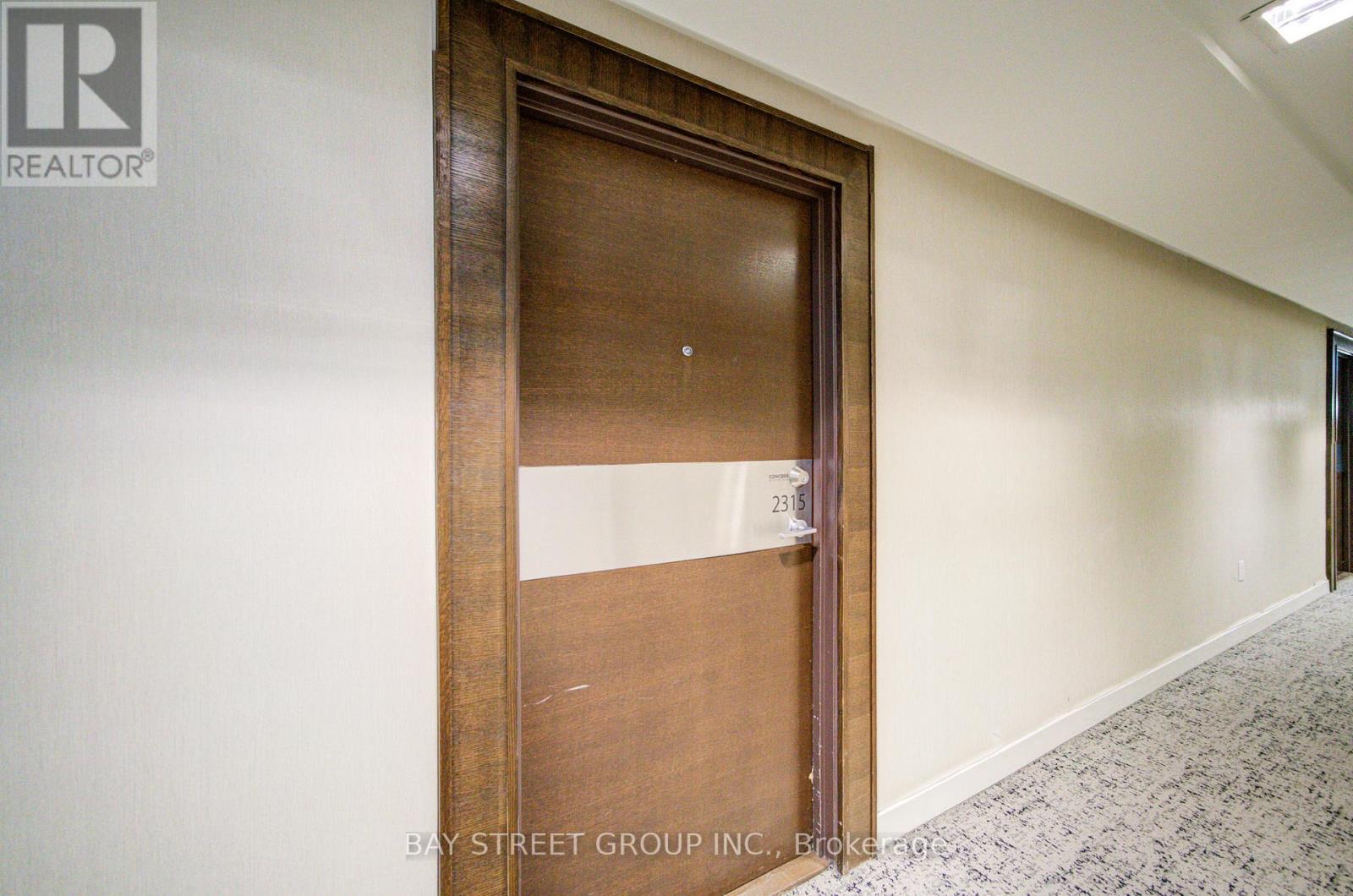 2315 - 21 Iceboat Terrace, Toronto, Ontario  M5V 4B2 - Photo 8 - C12905818