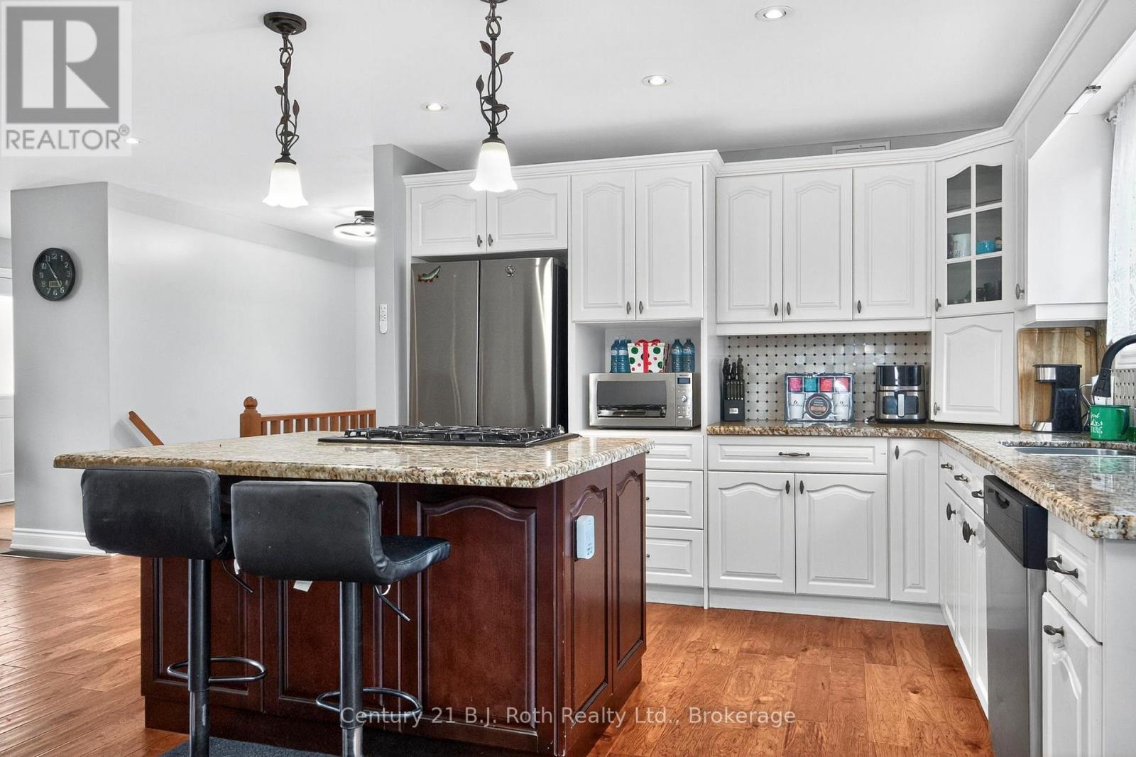 161 Forest Harbour Parkway, Tay, Ontario  L0K 1E0 - Photo 5 - S12905816