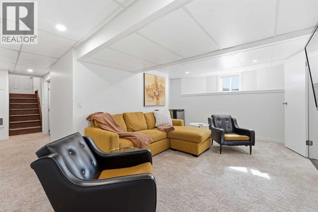 702 15 Street NW, Calgary, Alberta  T2N 2B2 - Photo 23 - A2287808