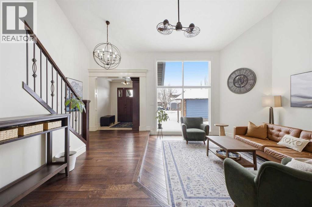 23 Deermoss Place SE, Calgary, Alberta  T2J 6P5 - Photo 6 - A2294060