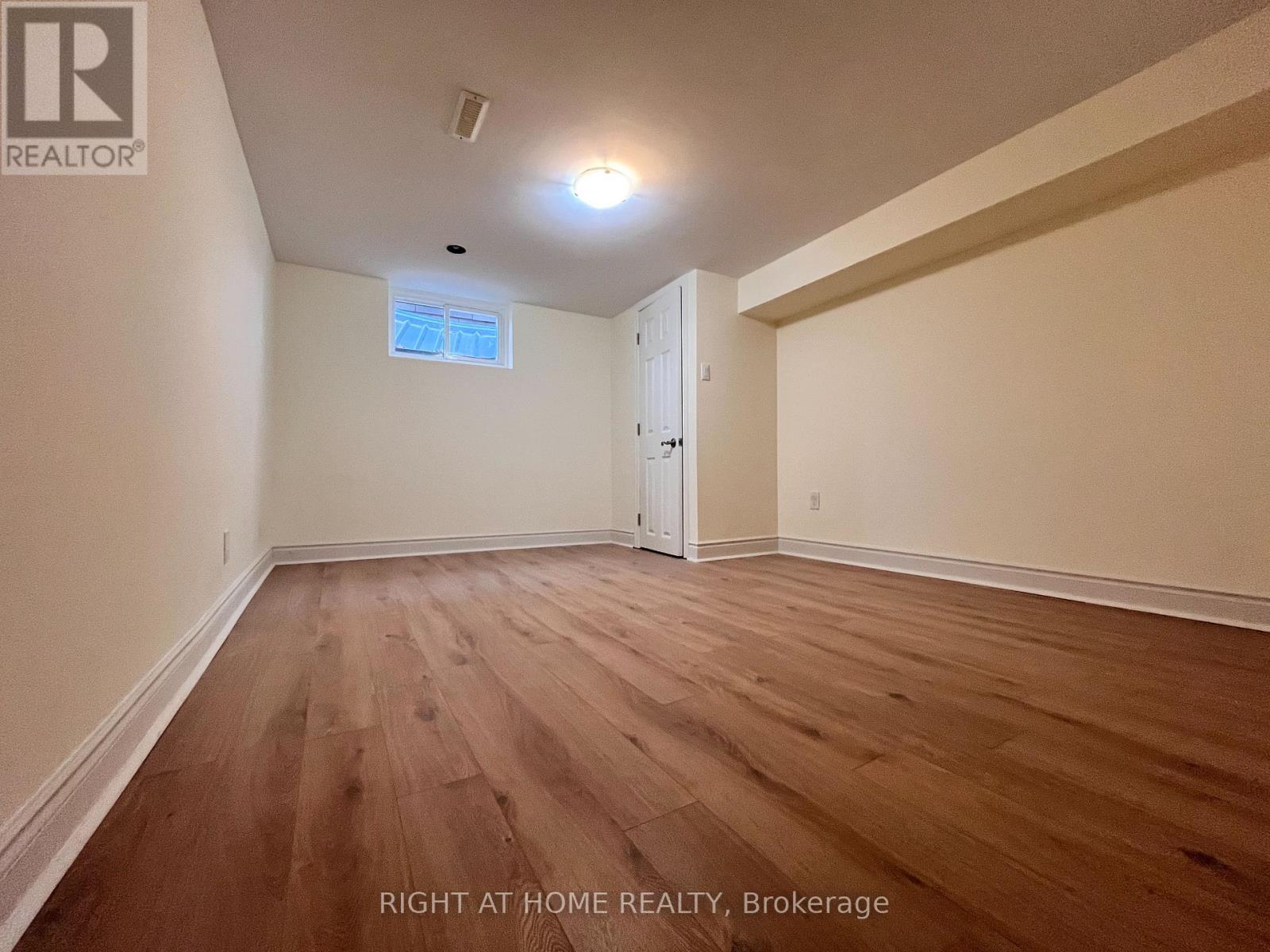 Lower - 195 Taylor Mills Drive N, Richmond Hill, Ontario  L4C 2T5 - Photo 11 - N12905798