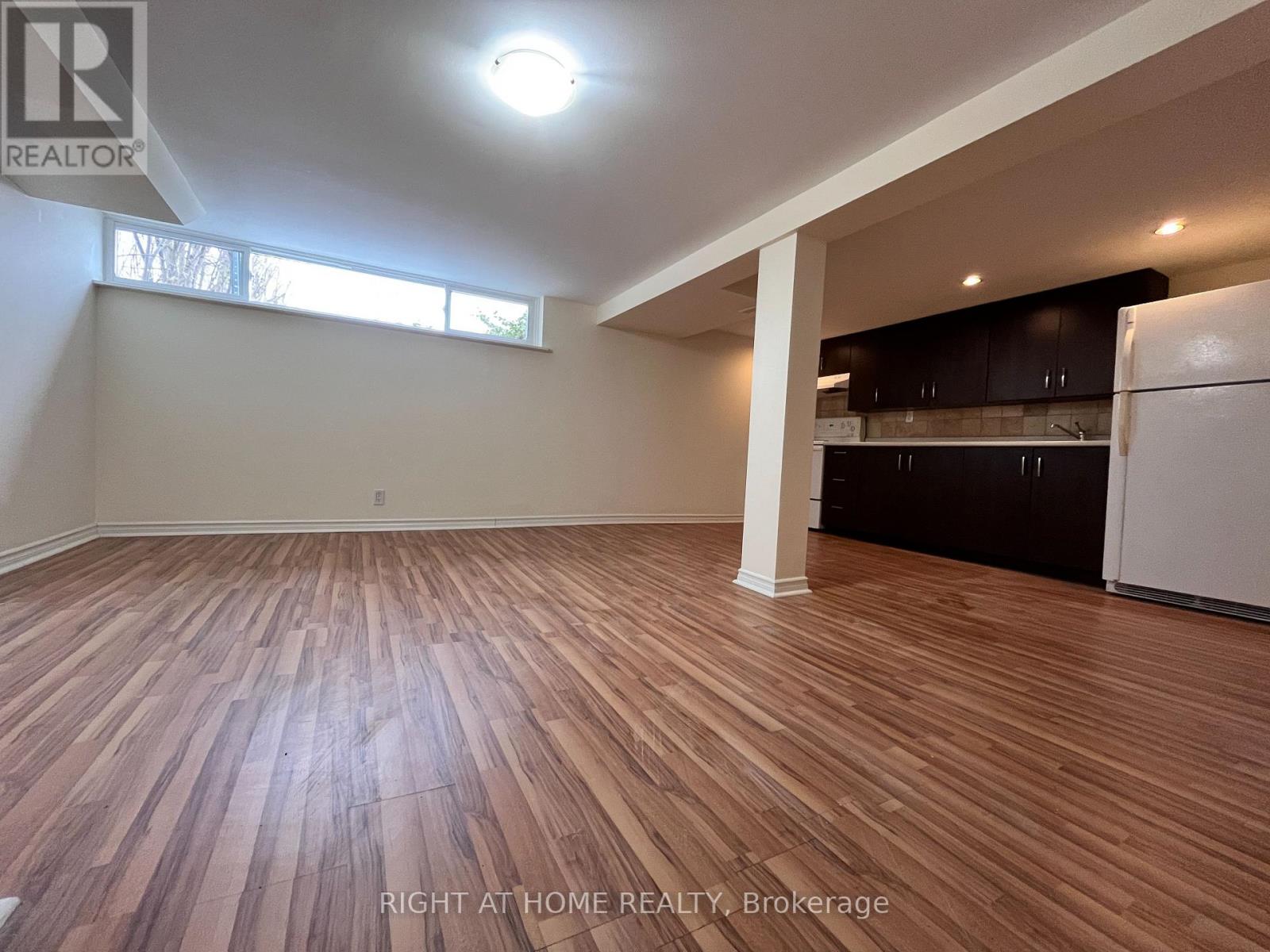 Lower - 195 Taylor Mills Drive N, Richmond Hill, Ontario  L4C 2T5 - Photo 5 - N12905798