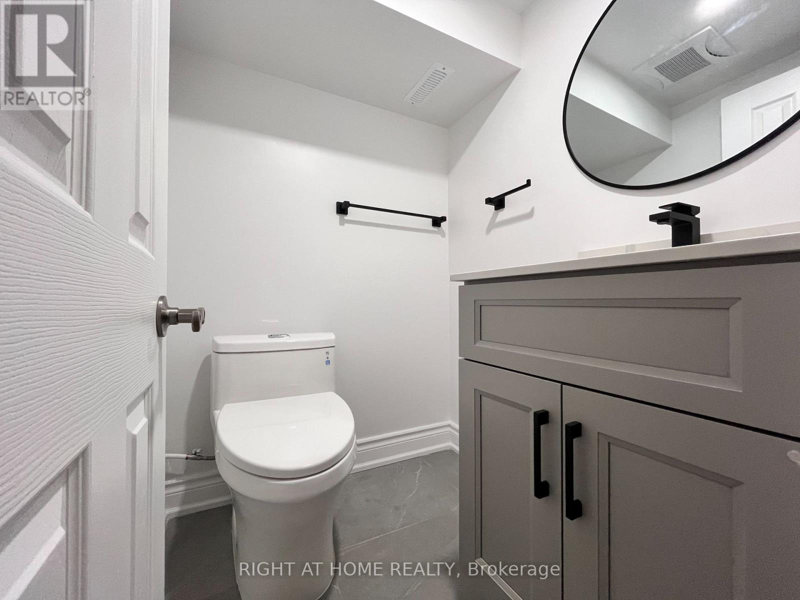 Lower - 195 Taylor Mills Drive N, Richmond Hill, Ontario  L4C 2T5 - Photo 6 - N12905798