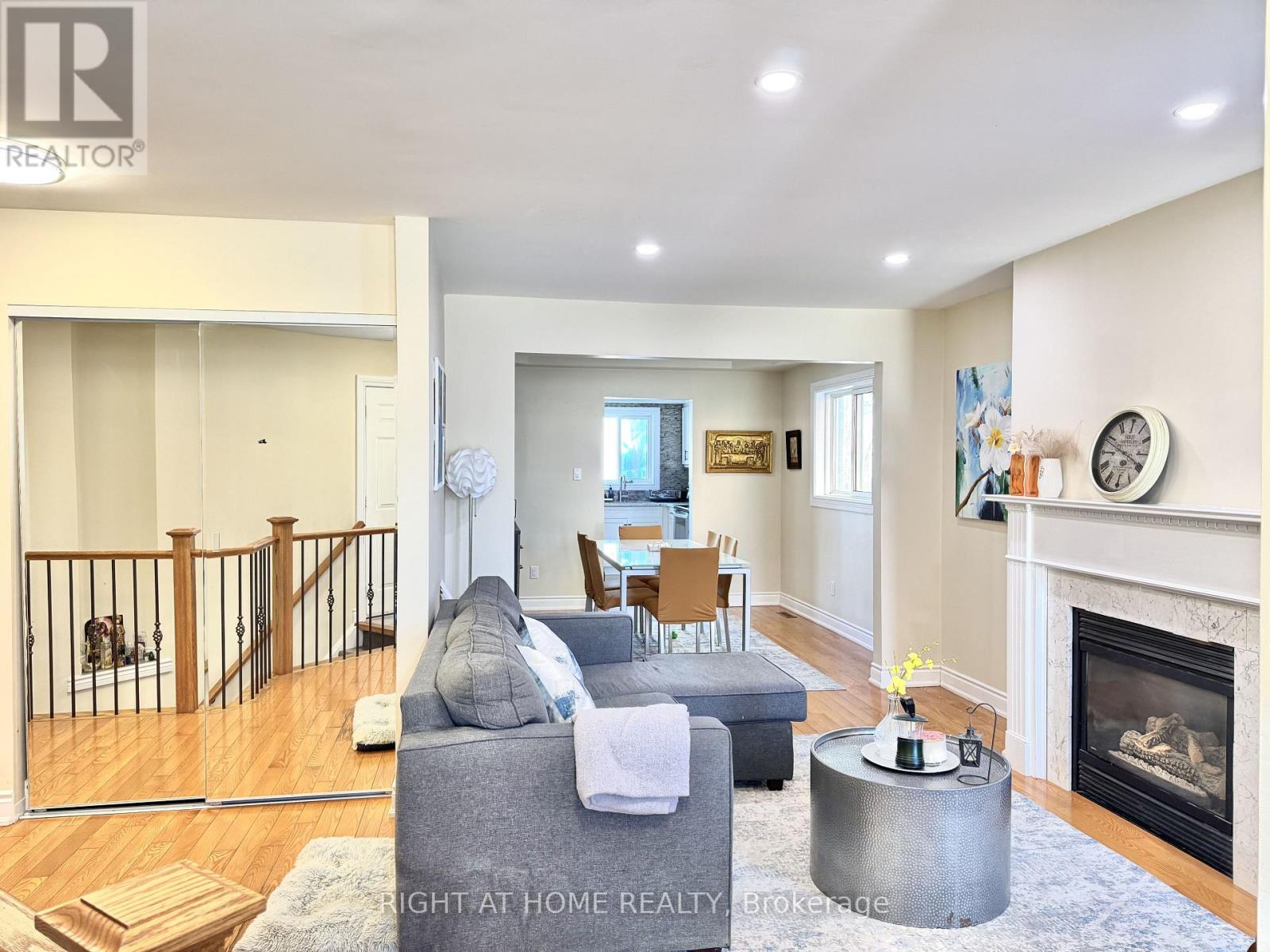 1148 Leslie Drive, Innisfil, Ontario  L9S 2A8 - Photo 5 - N12905826