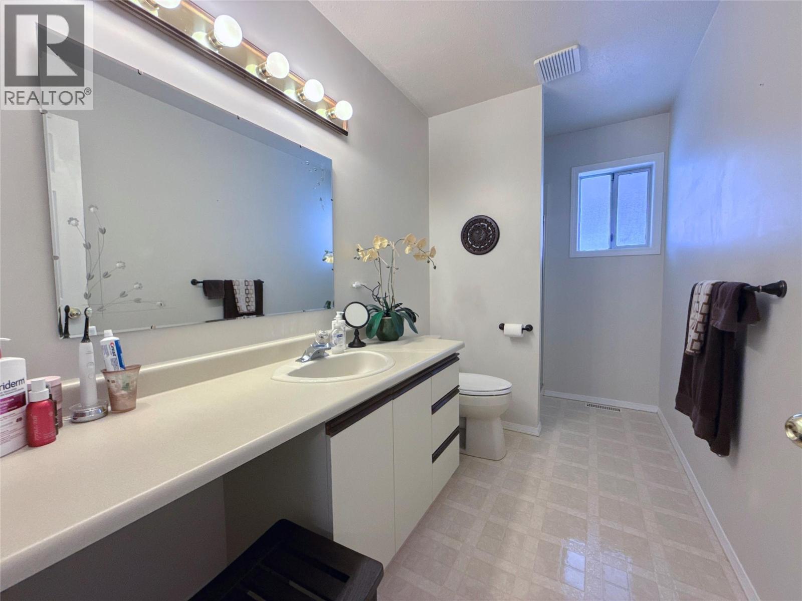 4216 Lobelia Drive, Osoyoos, British Columbia  V0H 1V1 - Photo 17 - 10379207