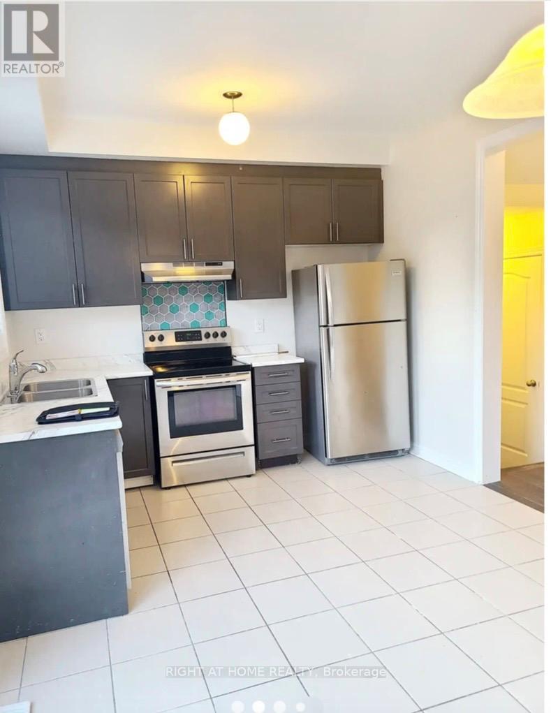 18 Kerr Street, Collingwood, Ontario  L9Y 2L3 - Photo 2 - S12905804