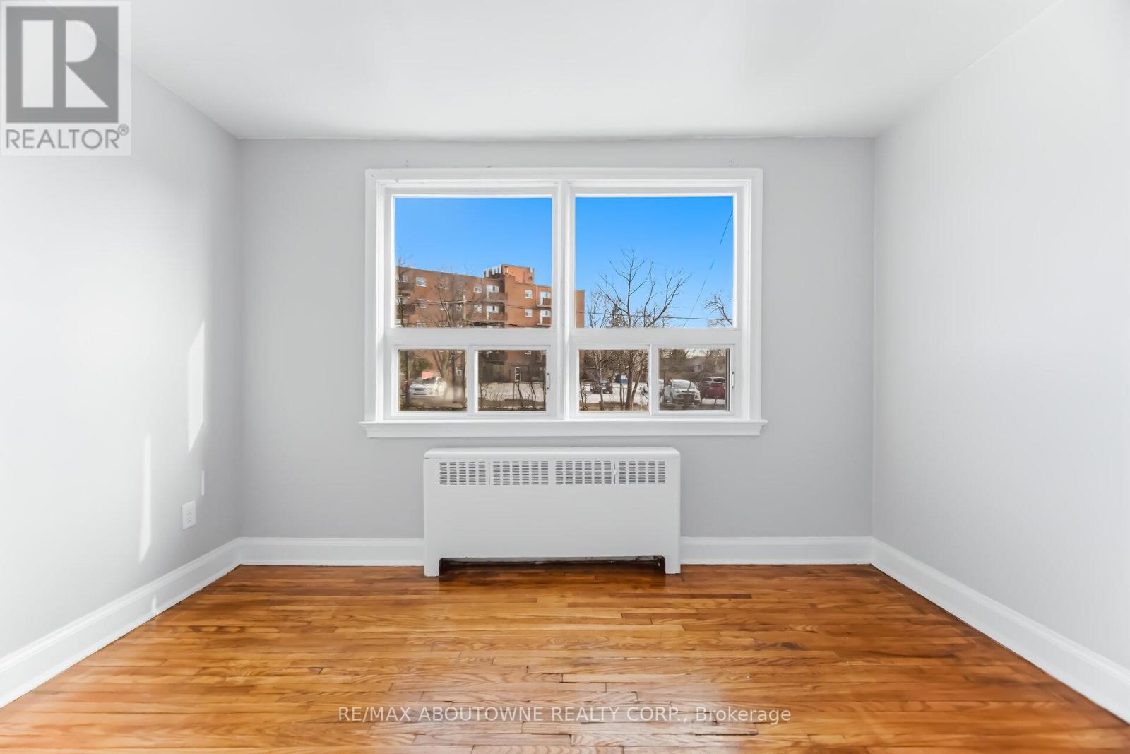 4 - 1031 Churchill Avenue E, Oakville, Ontario  L6H 1A3 - Photo 21 - W12905806