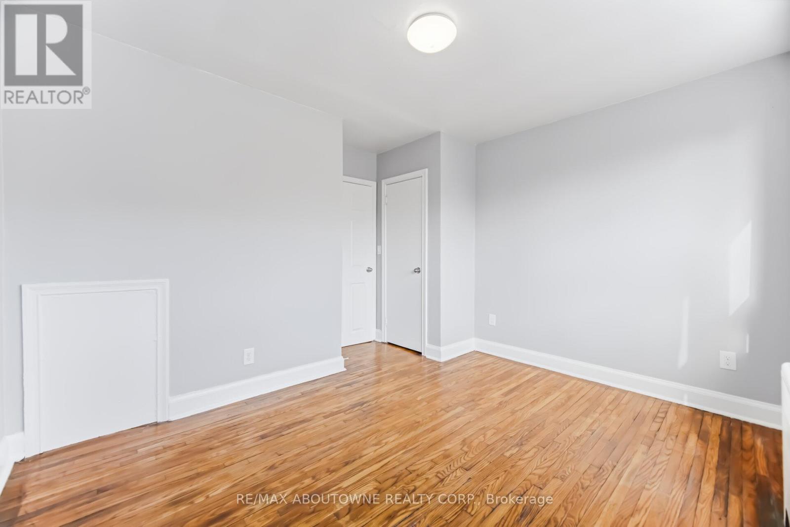 4 - 1031 Churchill Avenue E, Oakville, Ontario  L6H 1A3 - Photo 24 - W12905806