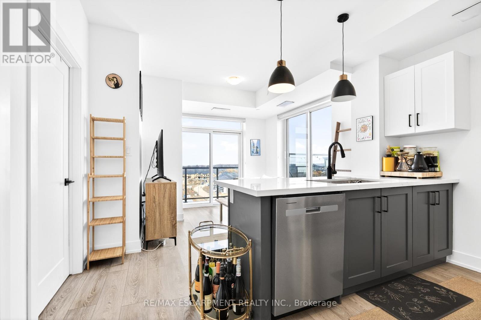 710 - 470 Dundas Street, Hamilton, Ontario  L8B 2A6 - Photo 10 - X12905810