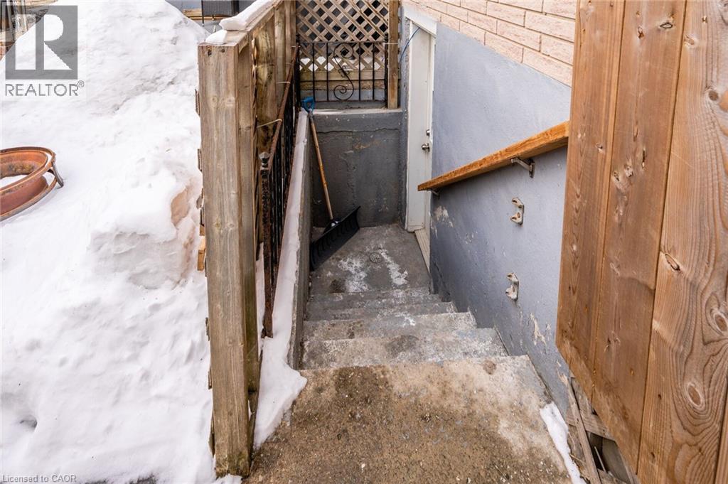 281 Dixon Street, Kitchener, Ontario  N2G 3G1 - Photo 17 - 40813777