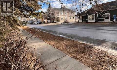 220 First Street E, Cochrane, Alberta  T4C 1Z3 - Photo 5 - A2279789