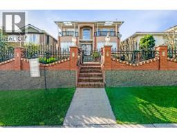 <div class="price">$2,888,888</div> 6575 Raleigh Street, Vancouver<br><div style="margin-bottom:8px;"><small>Saba Realty Ltd.</small></div><div class='bed_bath'>6 Bed | 6 Bath</div>
