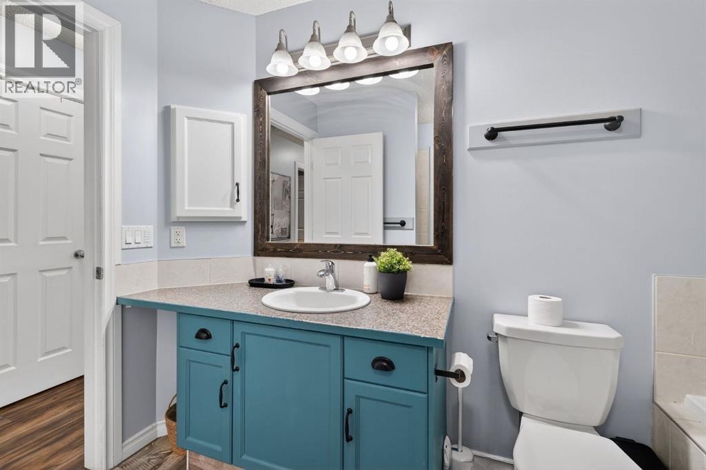 108 Cimarron Grove Circle, Okotoks, Alberta  T1S 2L9 - Photo 18 - A2292242