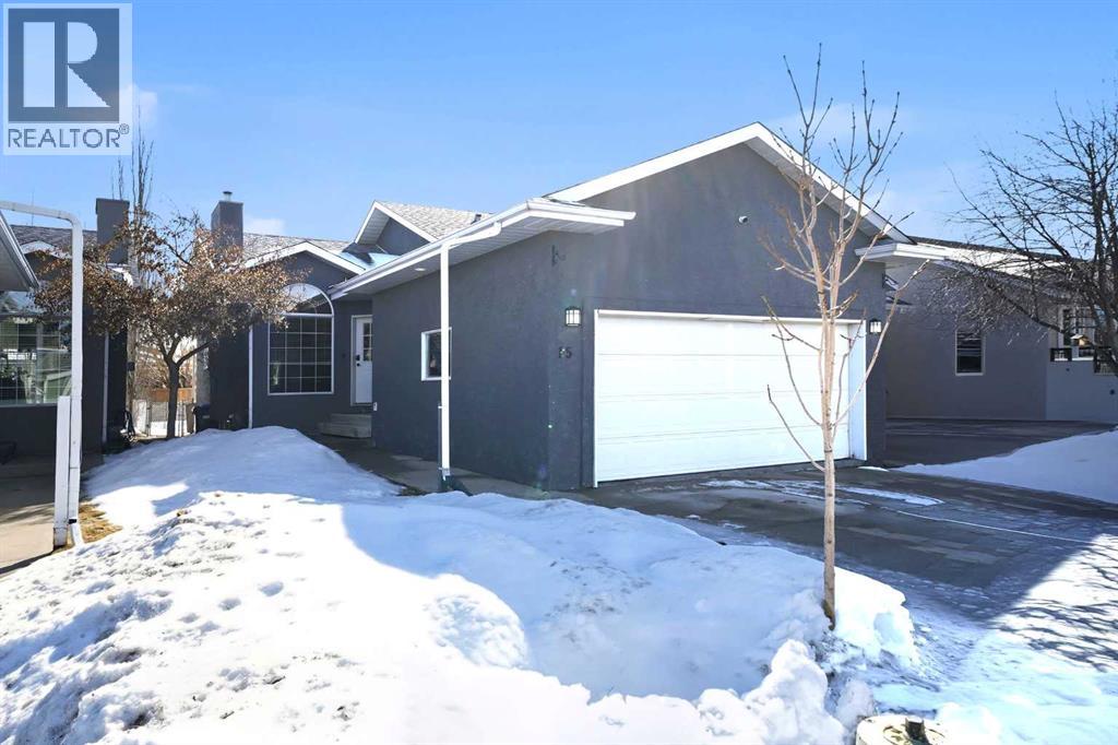 15 Wildrose Drive, Sylvan Lake, Alberta  T4S 1G4 - Photo 2 - A2294248