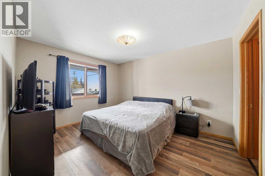 15 Wildrose Drive, Sylvan Lake, Alberta  T4S 1G4 - Photo 17 - A2294248