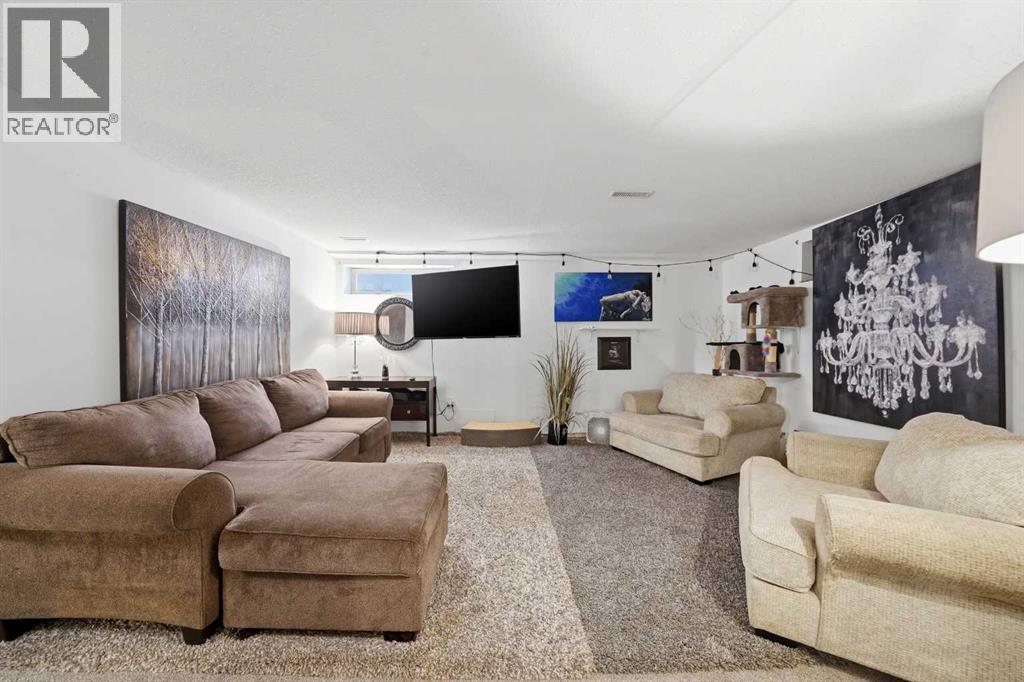 15 Wildrose Drive, Sylvan Lake, Alberta  T4S 1G4 - Photo 24 - A2294248