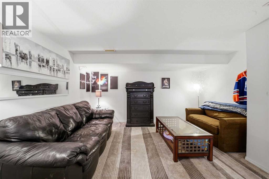 15 Wildrose Drive, Sylvan Lake, Alberta  T4S 1G4 - Photo 25 - A2294248