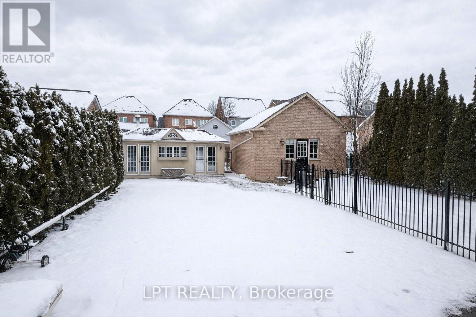 58 Angus Glen Boulevard, Markham, Ontario  L6C 1Z3 - Photo 10 - N12905830