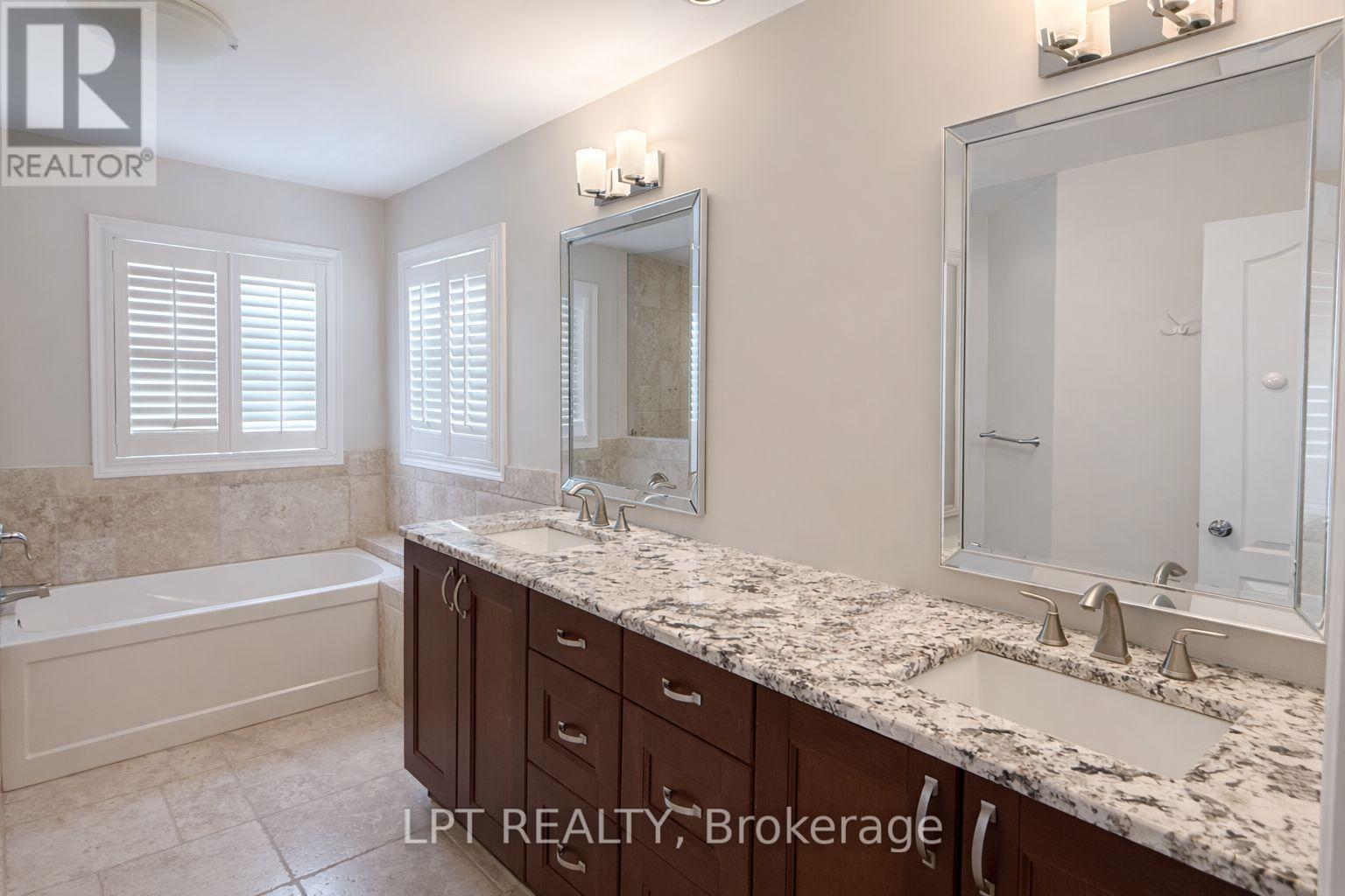 58 Angus Glen Boulevard, Markham, Ontario  L6C 1Z3 - Photo 15 - N12905830