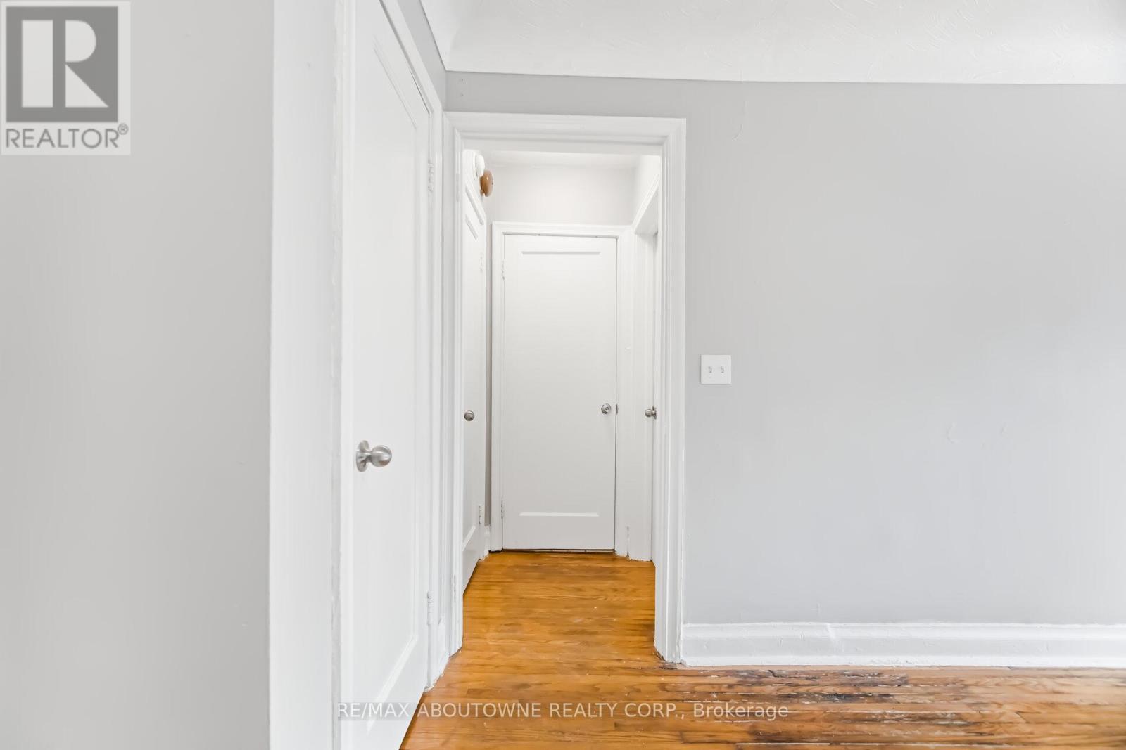 7 - 1037 Churchill Avenue E, Oakville, Ontario  L6H 1A3 - Photo 17 - W12905852