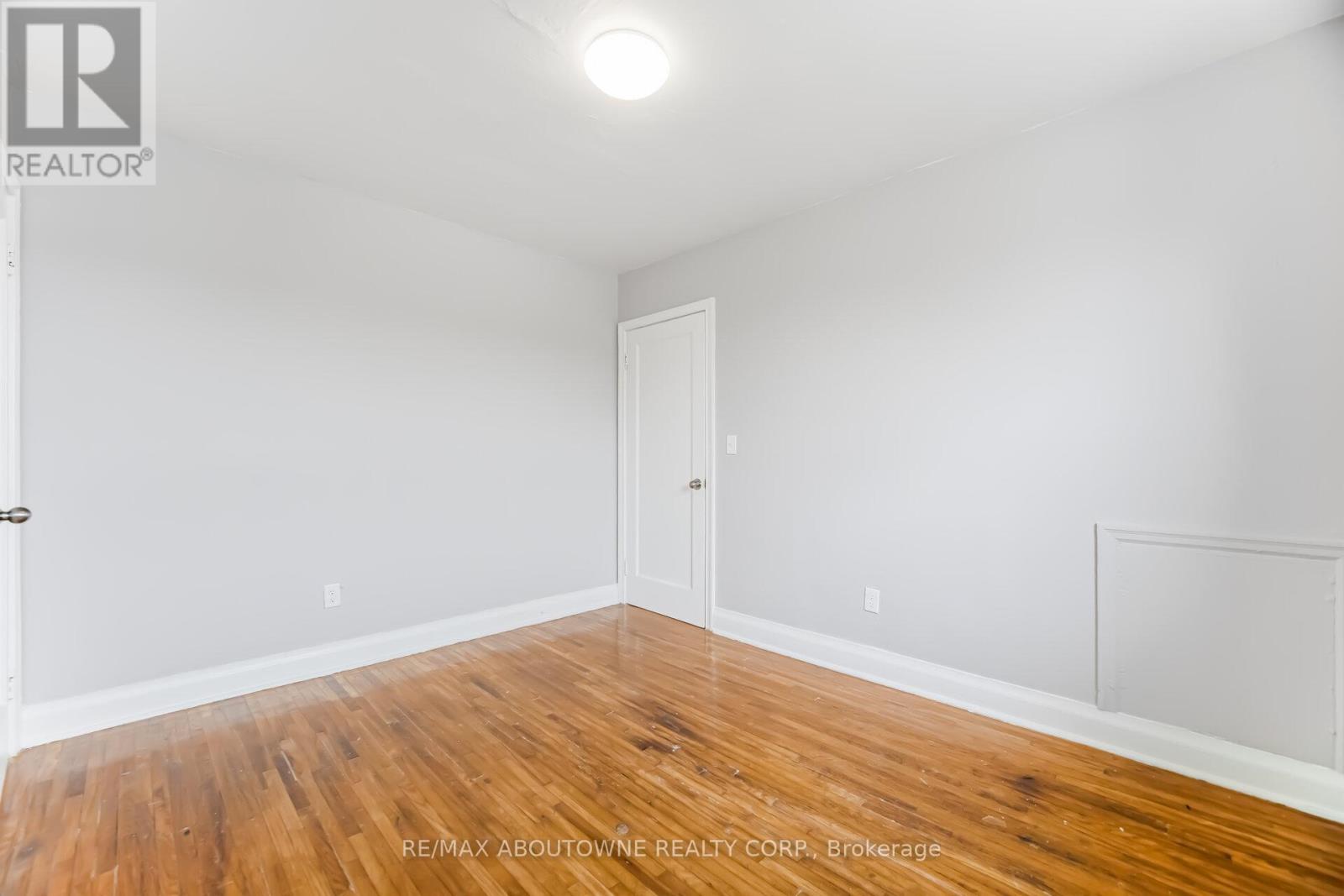 7 - 1037 Churchill Avenue E, Oakville, Ontario  L6H 1A3 - Photo 19 - W12905852