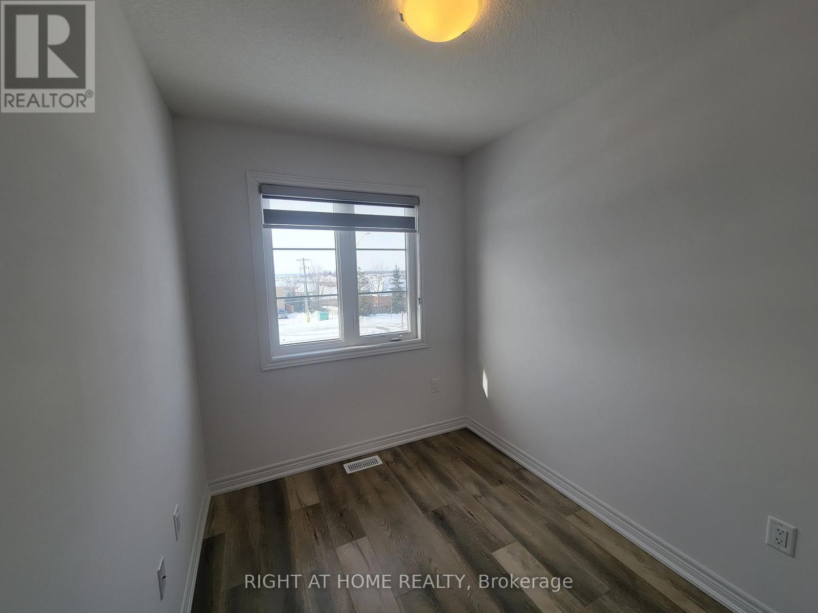 12 - 120 Court Drive, Brant, Ontario  N3L 0N2 - Photo 14 - X12905840