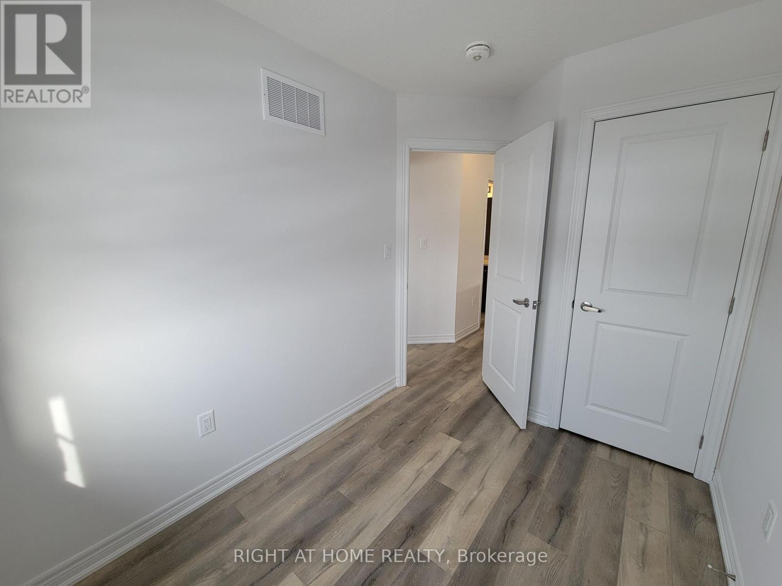 12 - 120 Court Drive, Brant, Ontario  N3L 0N2 - Photo 16 - X12905840