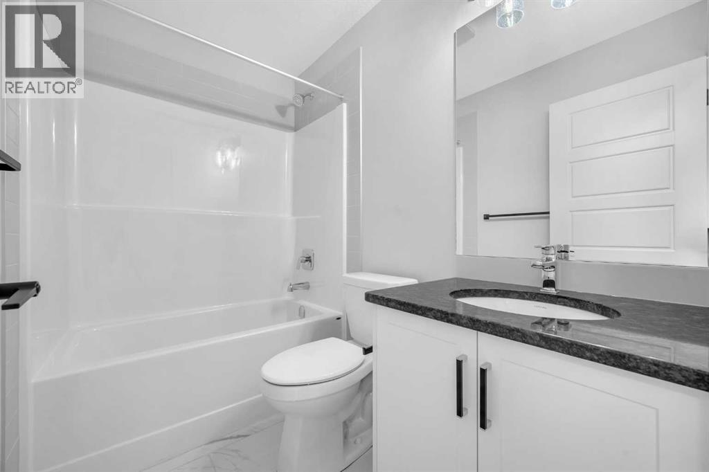 27 Amblefield Avenue NW, Calgary, Alberta  T3P 2C1 - Photo 23 - A2267569