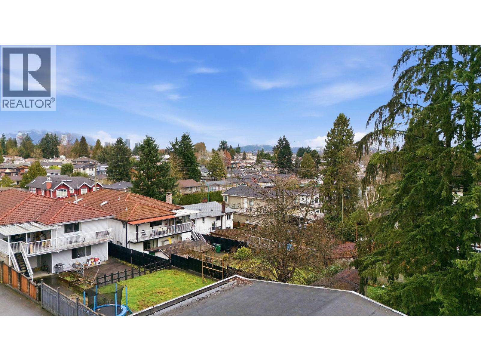 4745 Gilpin Court, Burnaby, British Columbia  V5G 3A1 - Photo 27 - R3102109