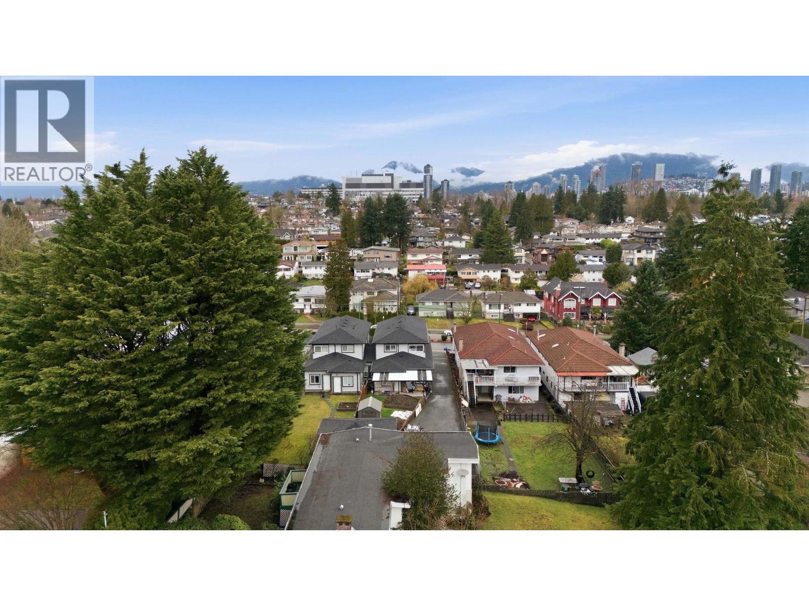 4745 Gilpin Court, Burnaby, British Columbia  V5G 3A1 - Photo 31 - R3102109