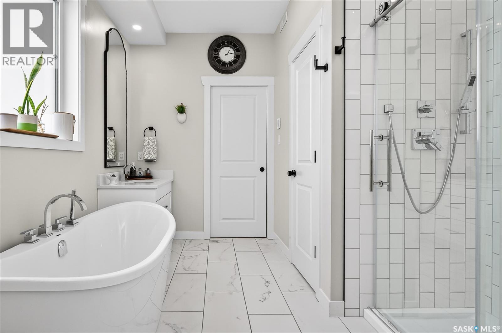 6 Clunie Court, Moose Jaw, Saskatchewan  S6J 0E3 - Photo 26 - SK030930