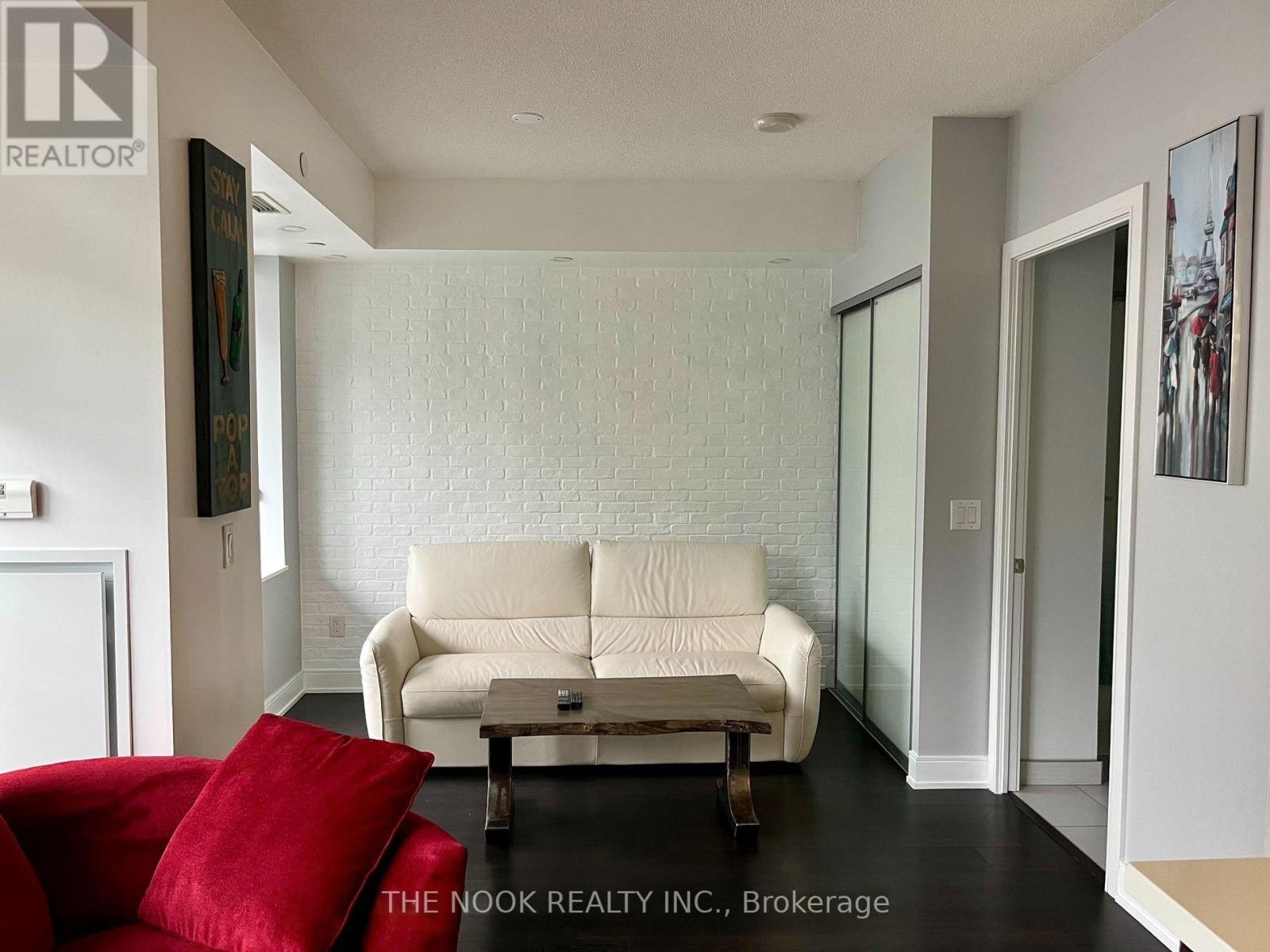 1835 - 525 Adelaide Street W, Toronto, Ontario  M5V 0N7 - Photo 10 - C12905864