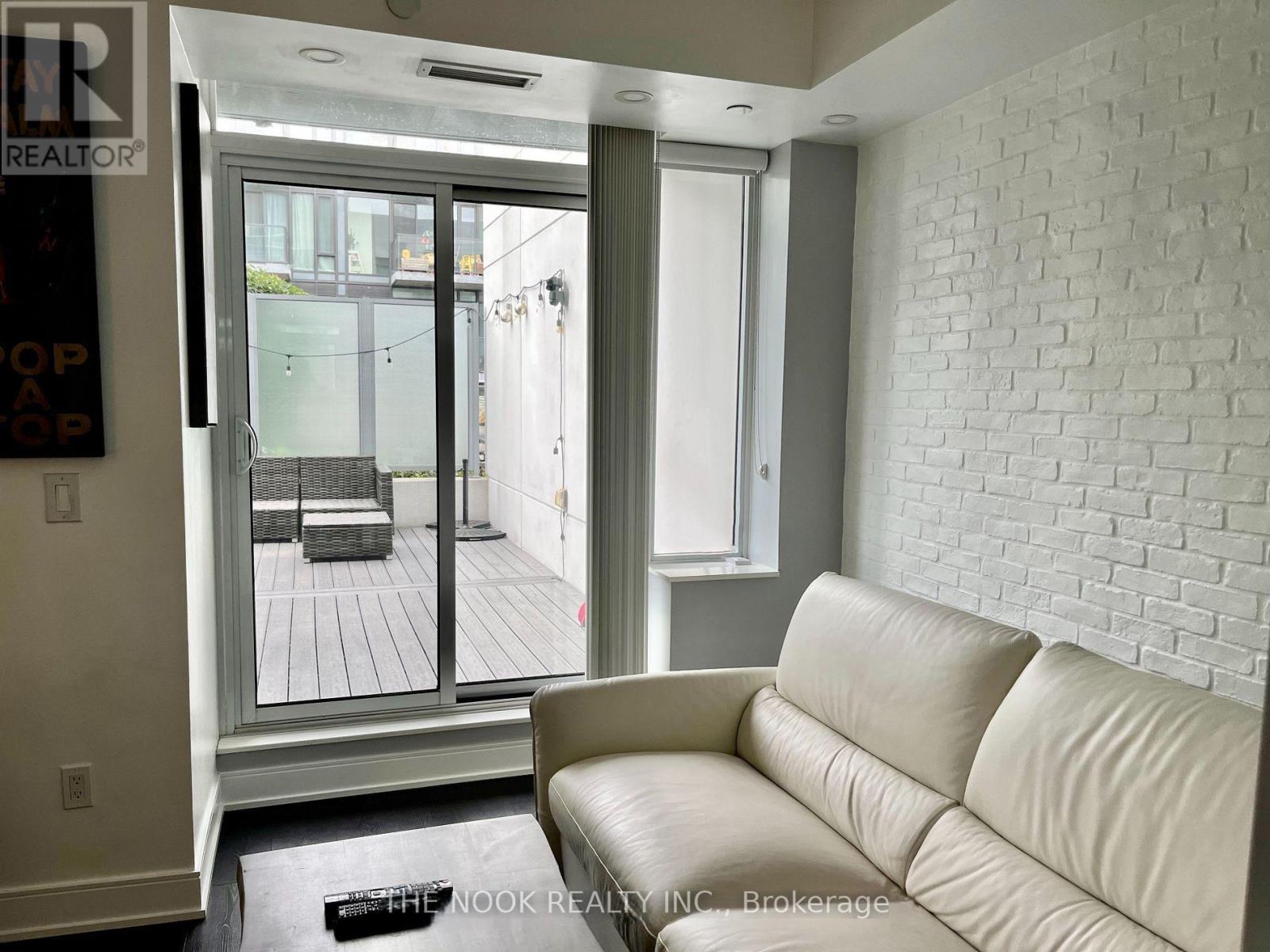 1835 - 525 Adelaide Street W, Toronto, Ontario  M5V 0N7 - Photo 11 - C12905864