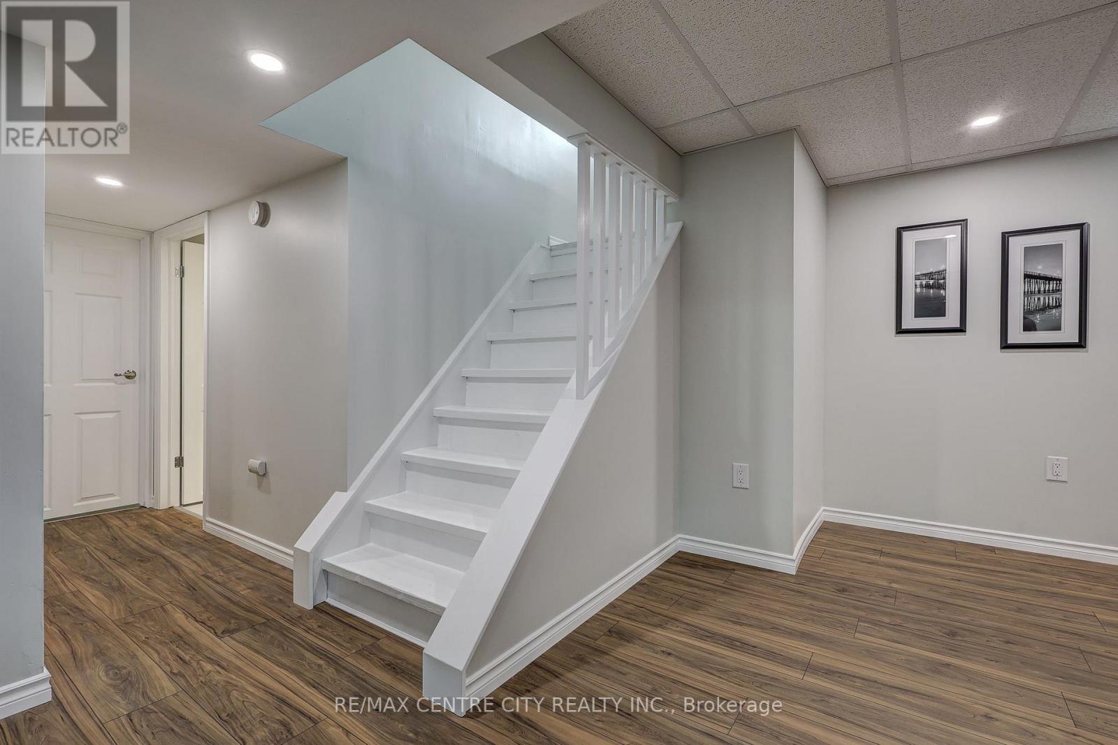 68 Bailey Avenue, Central Elgin, Ontario  N5R 5A1 - Photo 33 - X12905862