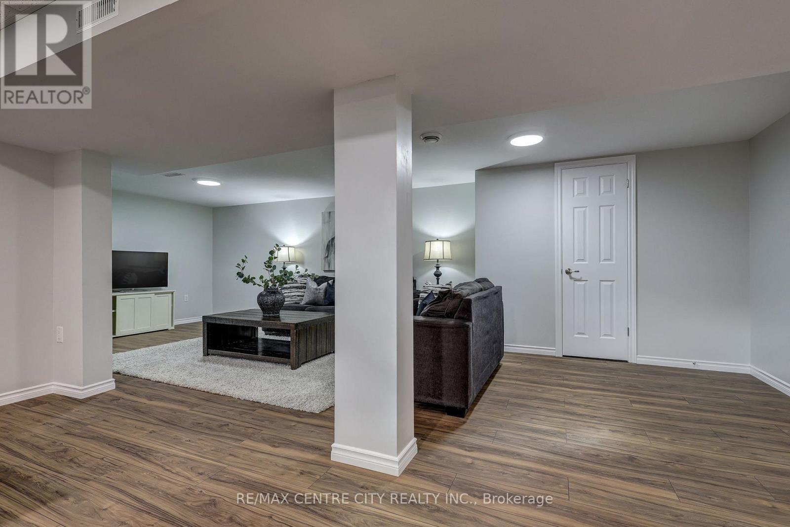 68 Bailey Avenue, Central Elgin, Ontario  N5R 5A1 - Photo 34 - X12905862