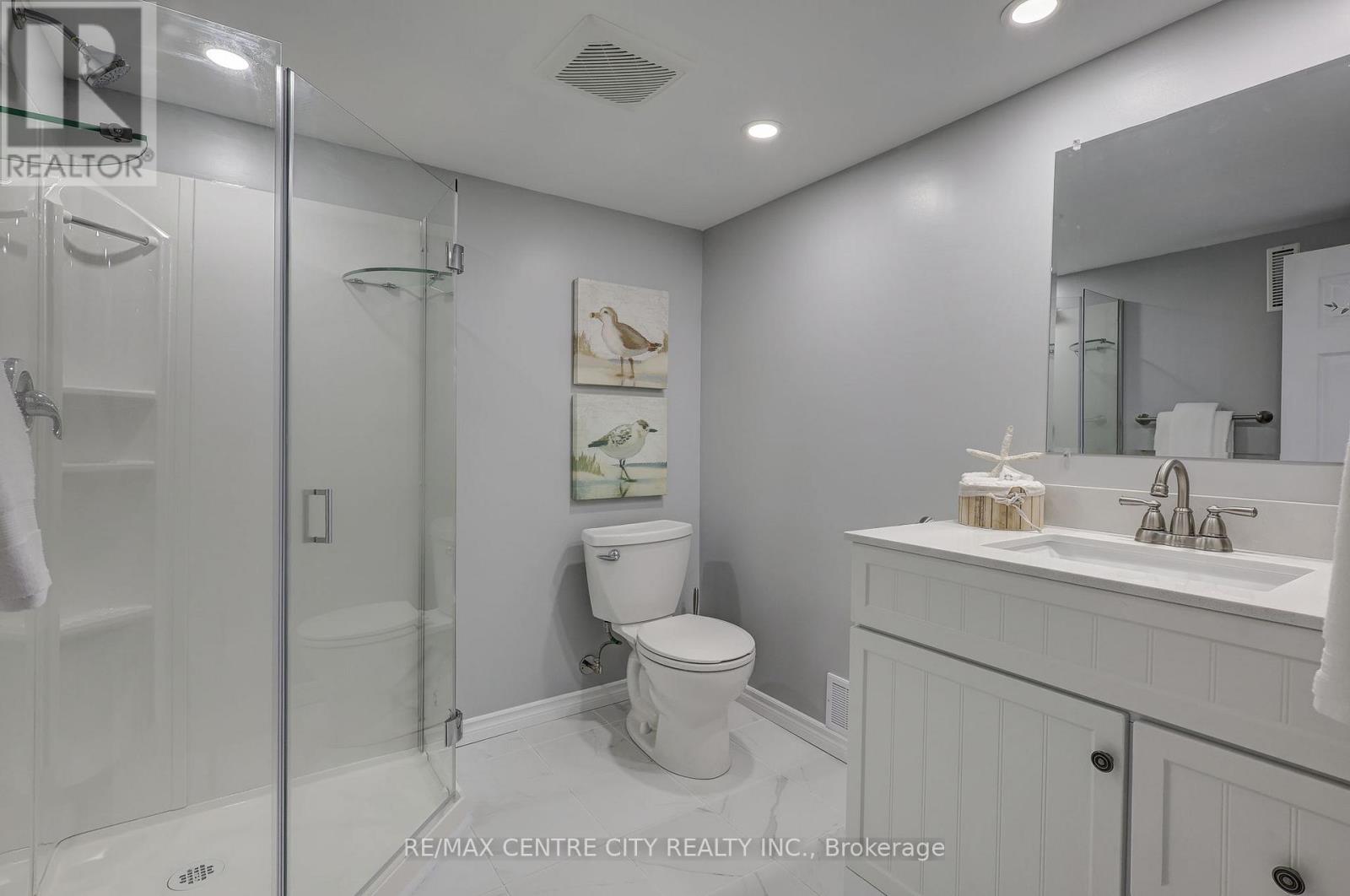 68 Bailey Avenue, Central Elgin, Ontario  N5R 5A1 - Photo 41 - X12905862