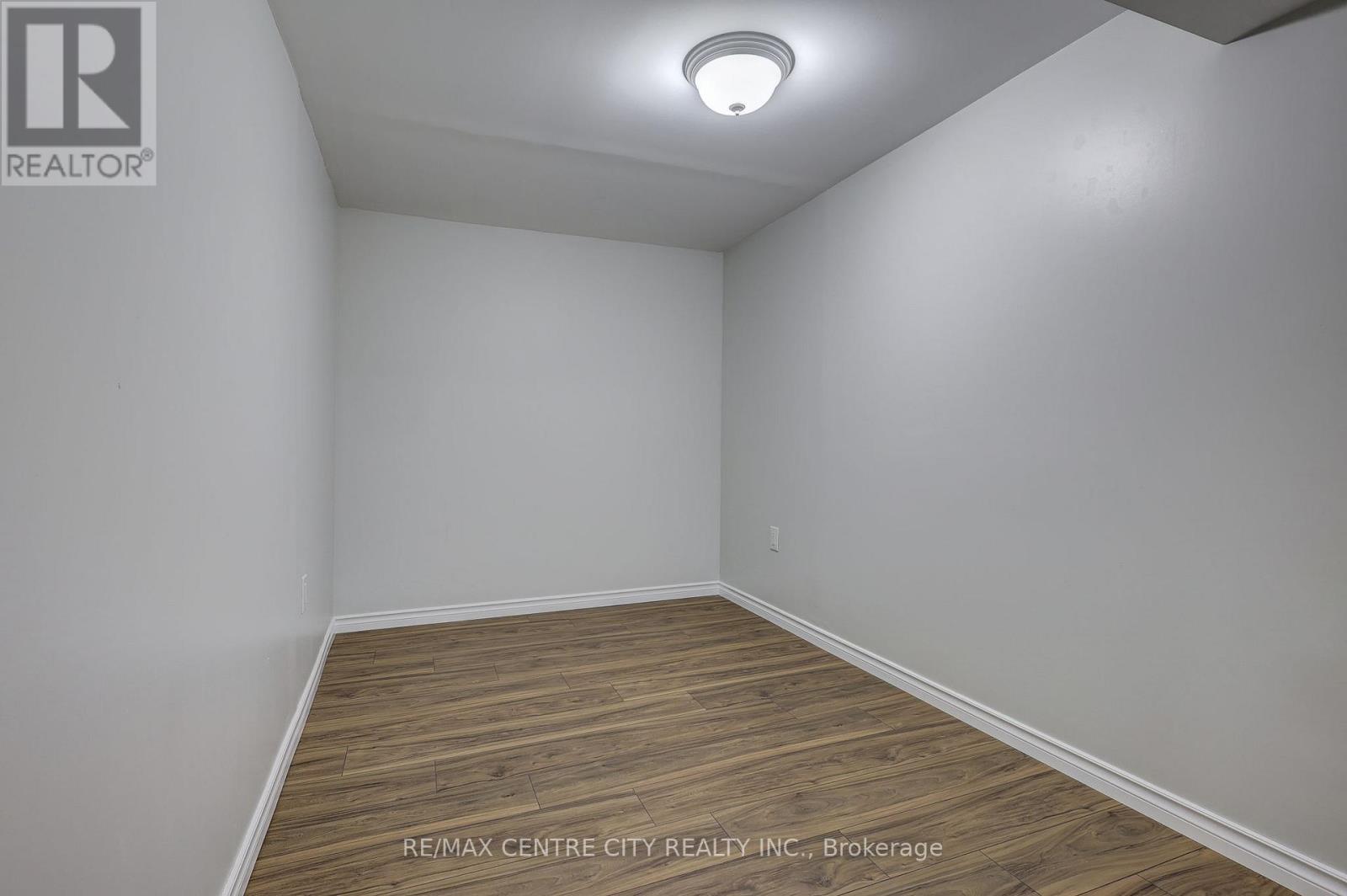 68 Bailey Avenue, Central Elgin, Ontario  N5R 5A1 - Photo 44 - X12905862