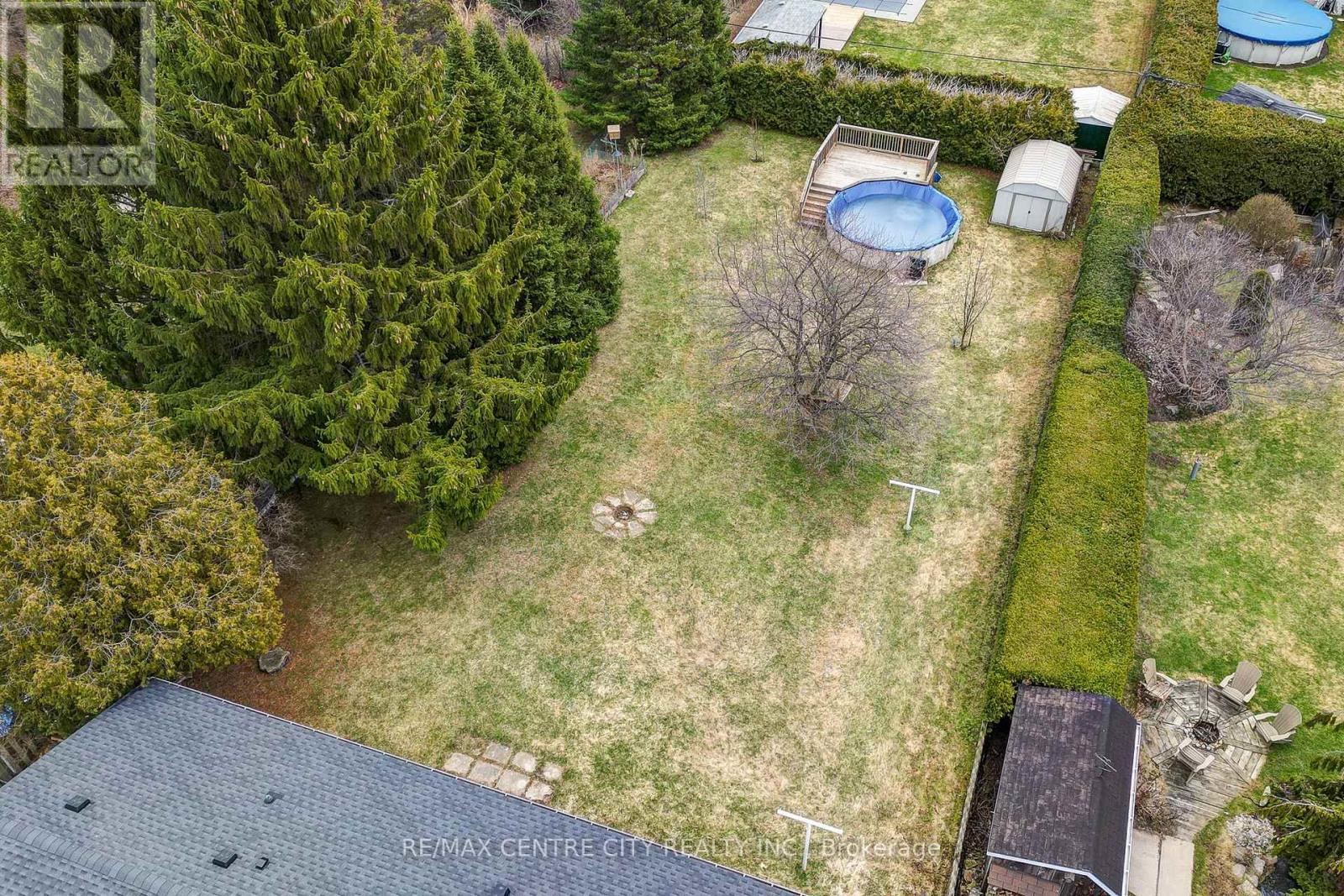 68 Bailey Avenue, Central Elgin, Ontario  N5R 5A1 - Photo 5 - X12905862