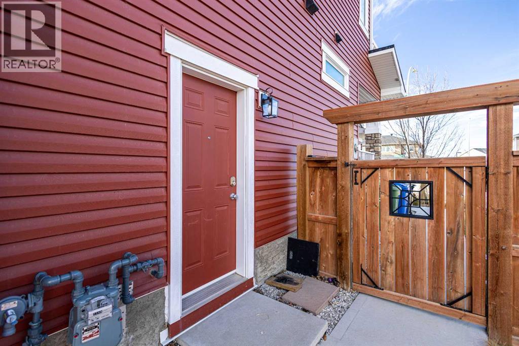 51 Evansglen Court NW, Calgary, Alberta  T3P 0P2 - Photo 5 - A2294960