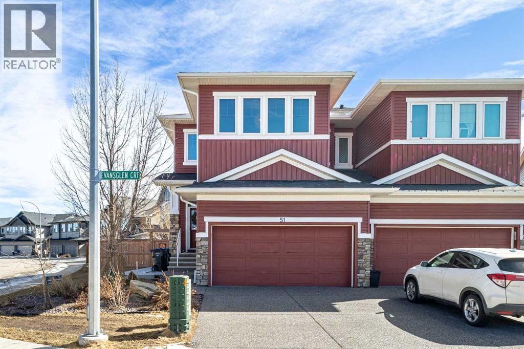 51 Evansglen Court NW, Calgary, Alberta  T3P 0P2 - Photo 3 - A2294960