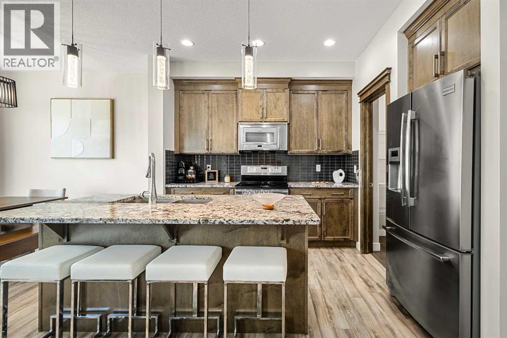 51 Evansglen Court NW, Calgary, Alberta  T3P 0P2 - Photo 9 - A2294960