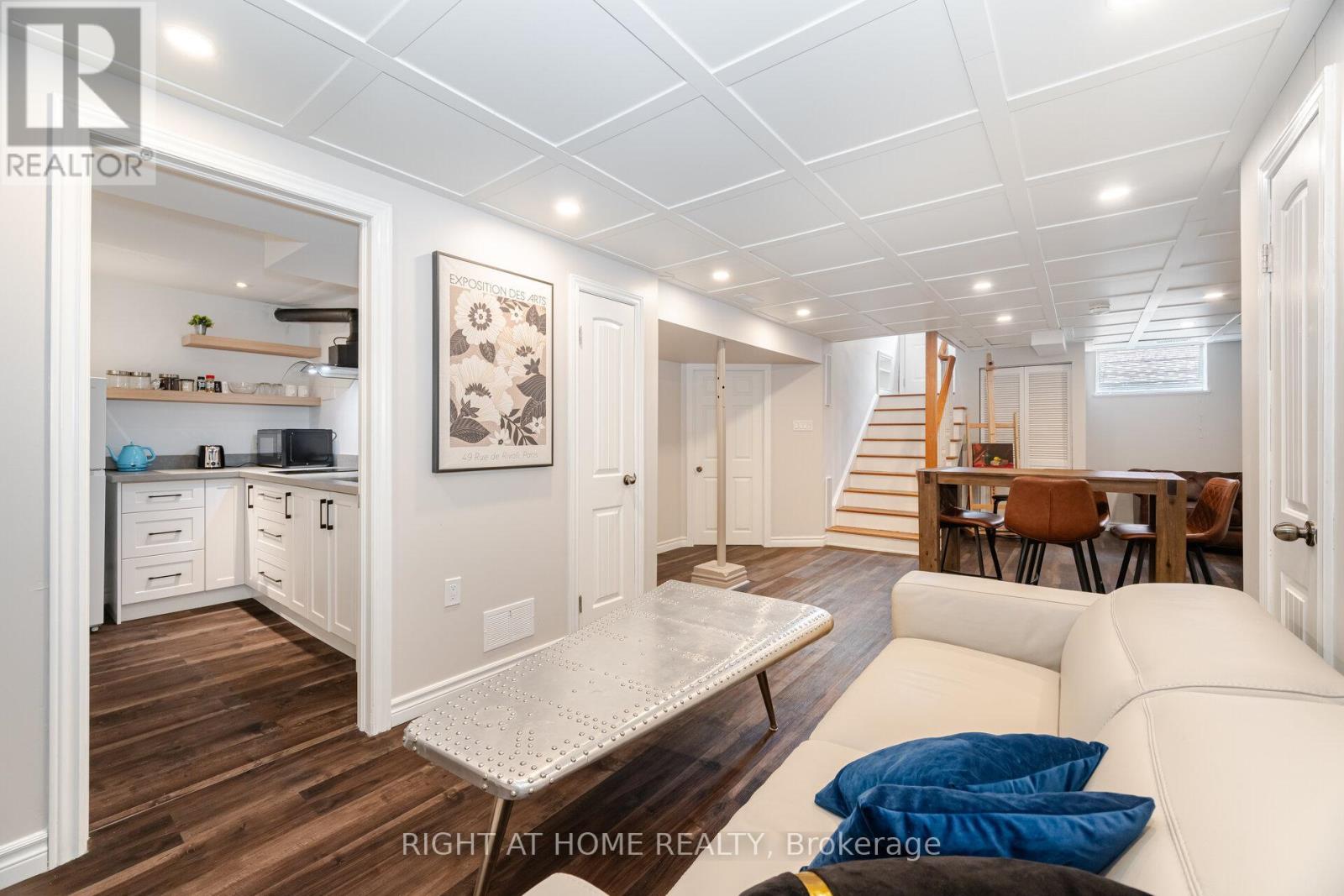 15 Kemano Road, Aurora, Ontario  L4G 2Y2 - Photo 34 - N12905876