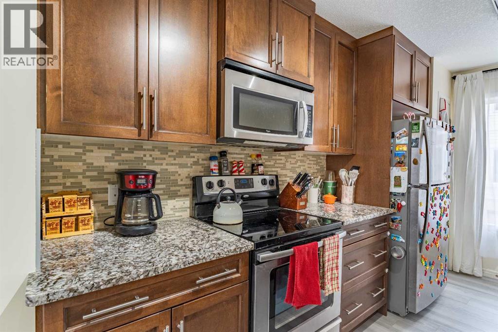 37 Auburn Bay Link SE, Calgary, Alberta  T3M 0Y5 - Photo 8 - A2267324