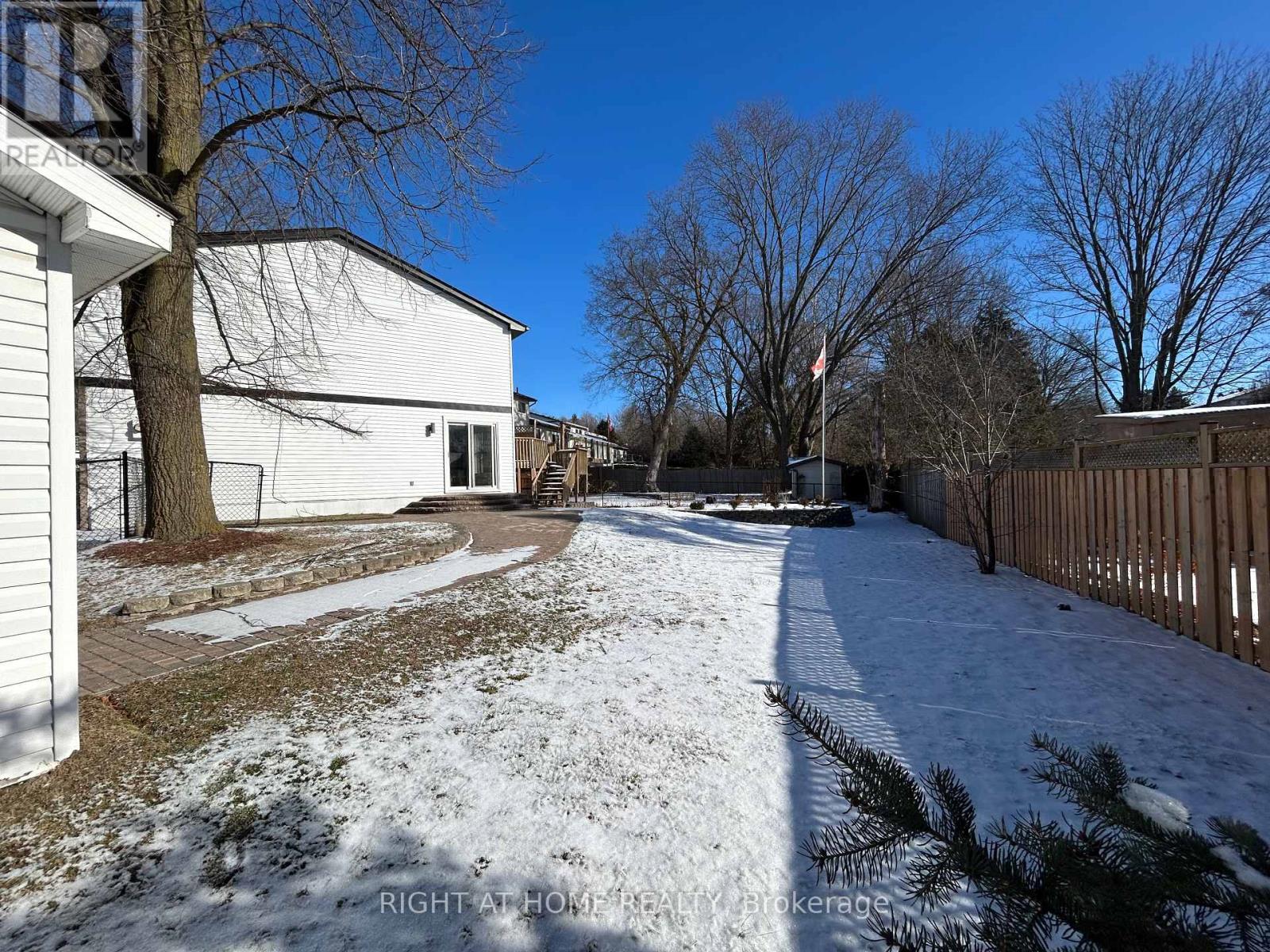 832 Boronia Crescent, Newmarket, Ontario  L3Y 5J9 - Photo 40 - N12707692