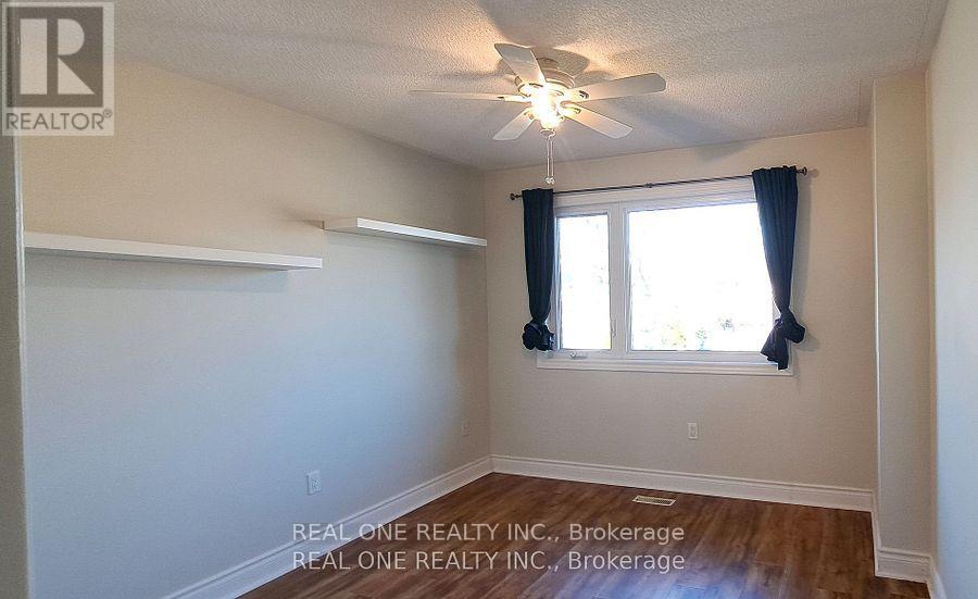 552 Marlatt Drive, Oakville, Ontario  L6H 5X3 - Photo 13 - W12905878