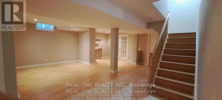 552 Marlatt Drive, Oakville, Ontario  L6H 5X3 - Photo 23 - W12905878