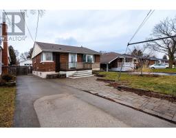 16 FERNWOOD CRESCENT, Hamilton, Ontario