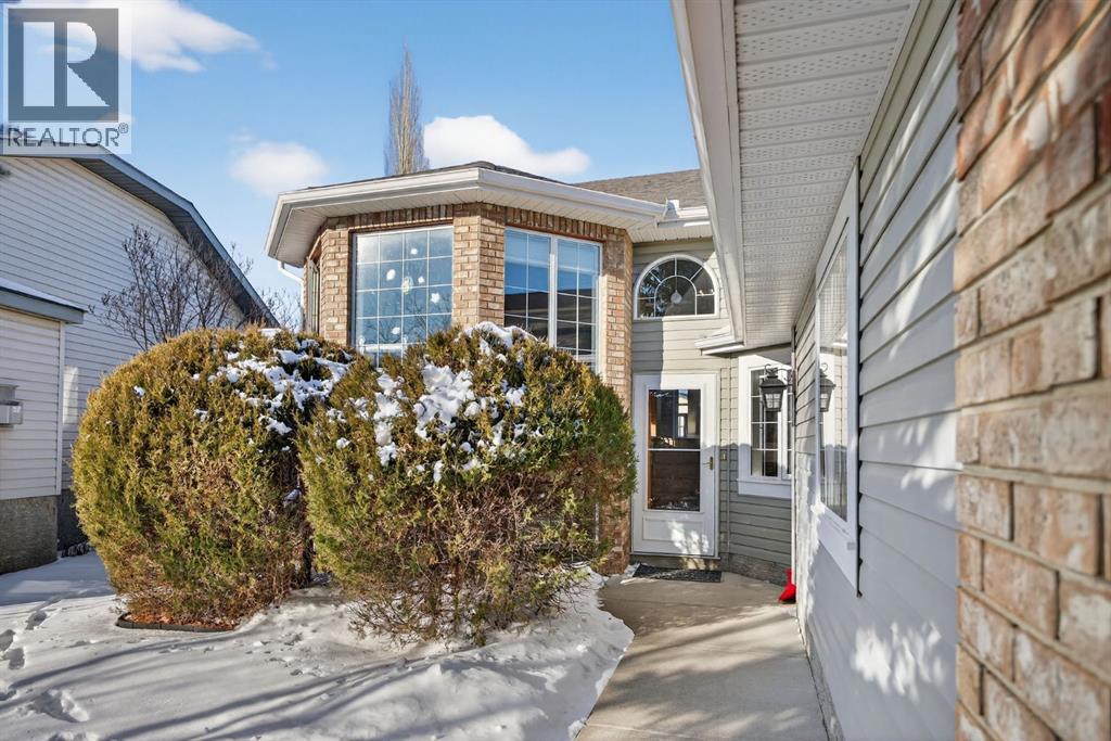 306 West Terrace Place, Cochrane, Alberta  T4C 1S3 - Photo 37 - A2291105