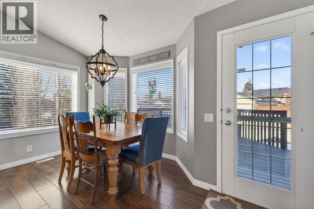 306 West Terrace Place, Cochrane, Alberta  T4C 1S3 - Photo 12 - A2291105