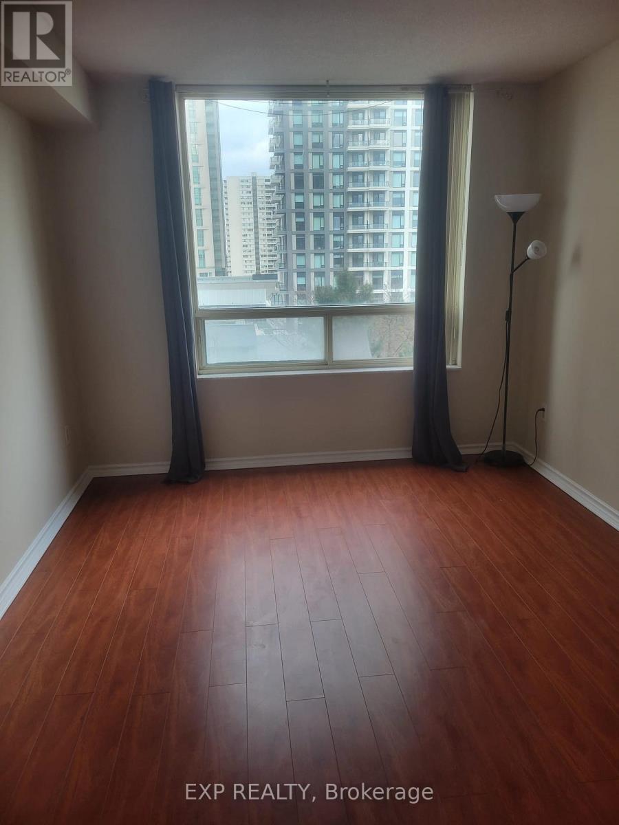 612 - 285 Enfield Place, Mississauga, Ontario  L5B 3Y6 - Photo 14 - W12741174